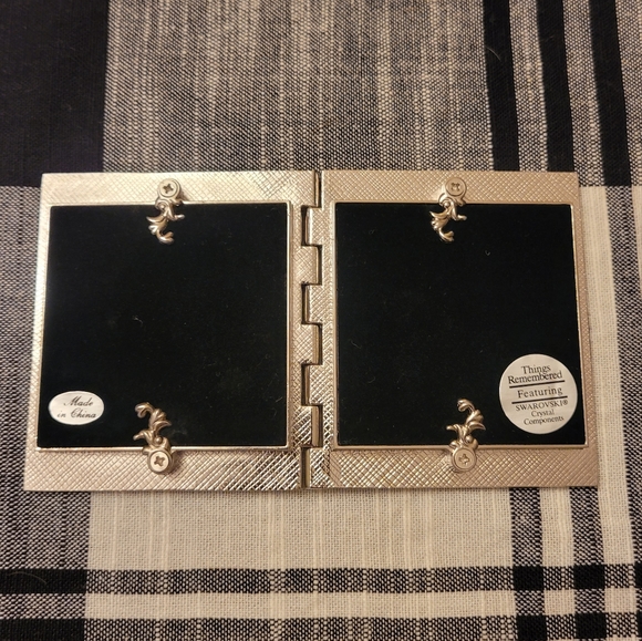 New! Things Remembered Engraveable Heart Frame - Picture 4 of 5